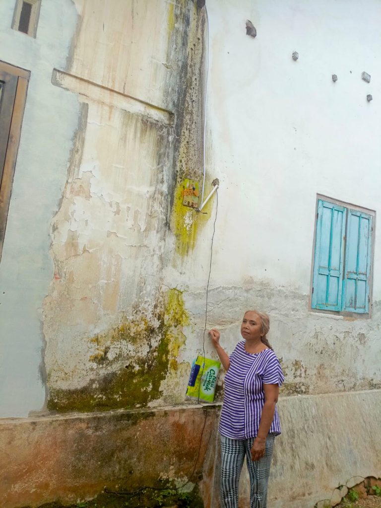 PLN Banyuwangi Dituding Sewenang-wenang Janda Miskin Dijerat Tagihan Susulan Belasan Juta Rupiah