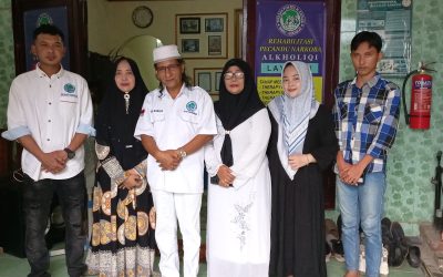 Ponpes Al Kholiqi Rehabiltas Pecandu Narkoba Wujudkan Berkah Ramadhan Dengan Pembagian Takjil