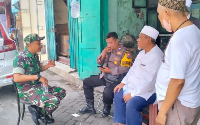 Tiga Pilar Bhabinkamtibmas, Babinsa melaksanakan sambang ke Tokoh Masyarakat.