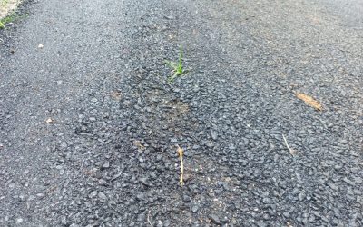 REVITALISASI JALAN DI KELURAHAN JETAK, DIDUGA KETEBALAN ASPAL TIDAK SESUAI DENGGAN RAB.