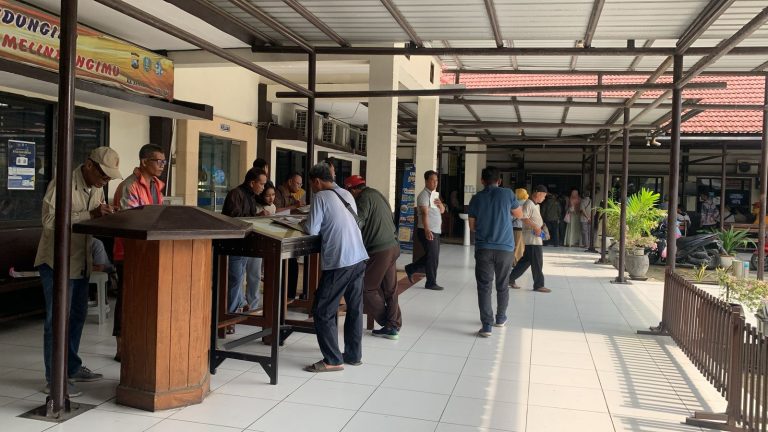 Samsat Krian Tingkatkan Kenyamanan Wajib Pajak Dengan Fasilitas Memadai