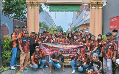 Peduli Terhadap Sesama, pemuda pancasila PAC tambaksari Srikandi UK tambaksari bersama Ranting Dukuh setro berbagi takjil