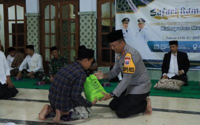 Pererat Silaturahmi Jaga Kamtibmas Kapolres Madiun bersama Forkopimda Gelar Tarawih Keliling