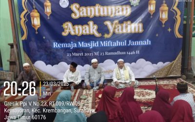 Remaja Masjid Miftahul Jannah Gresik PPI beri Santunan Yatim piatu