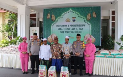 Indahnya Berbagi di Bulan Suci Ramadhan, Kapolres Pasuruan Berikan Zakat Fitrah kepada Tukang Becak dan Anak Yatim